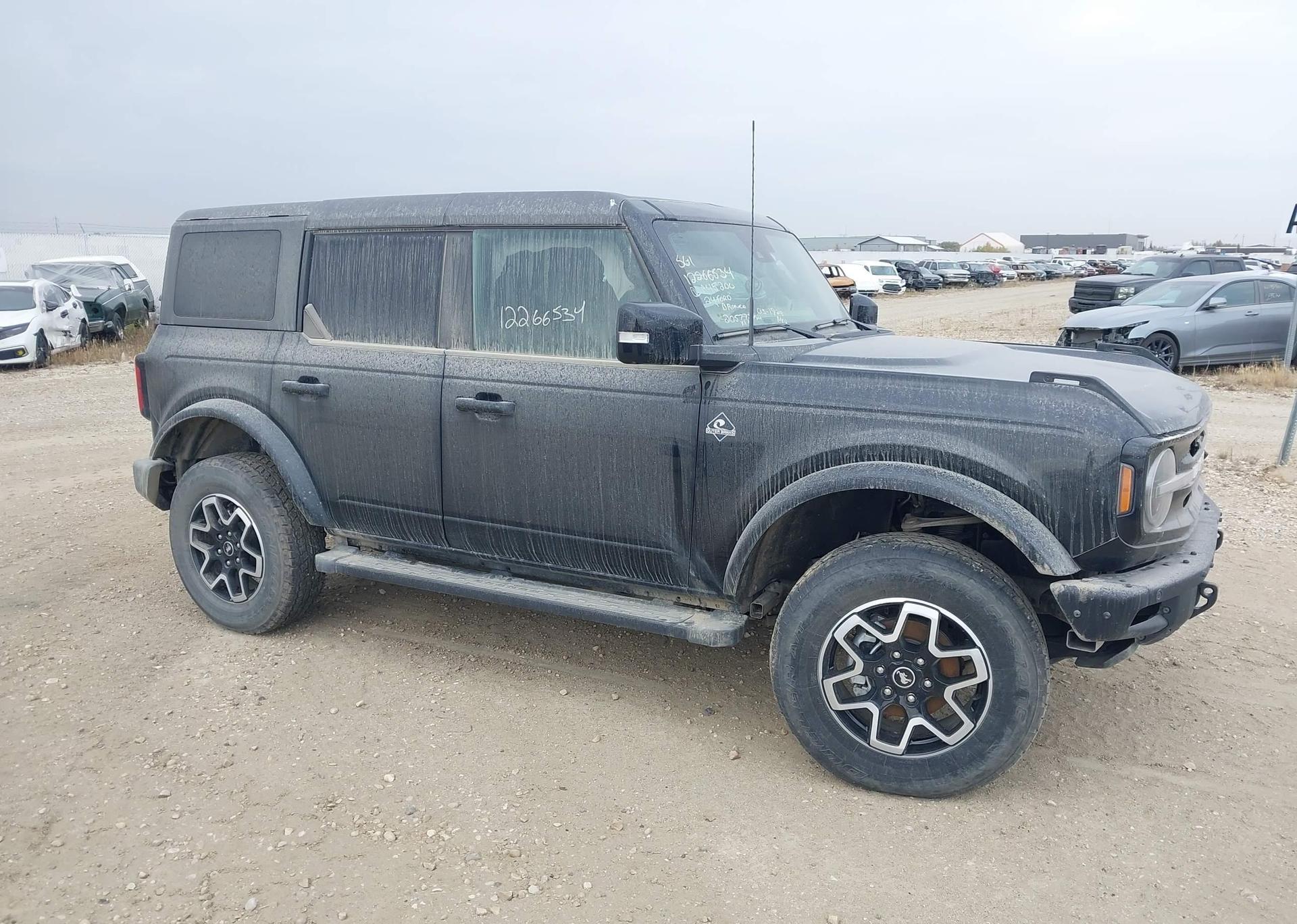 2024 FORD BRONCO OUTER BANKS