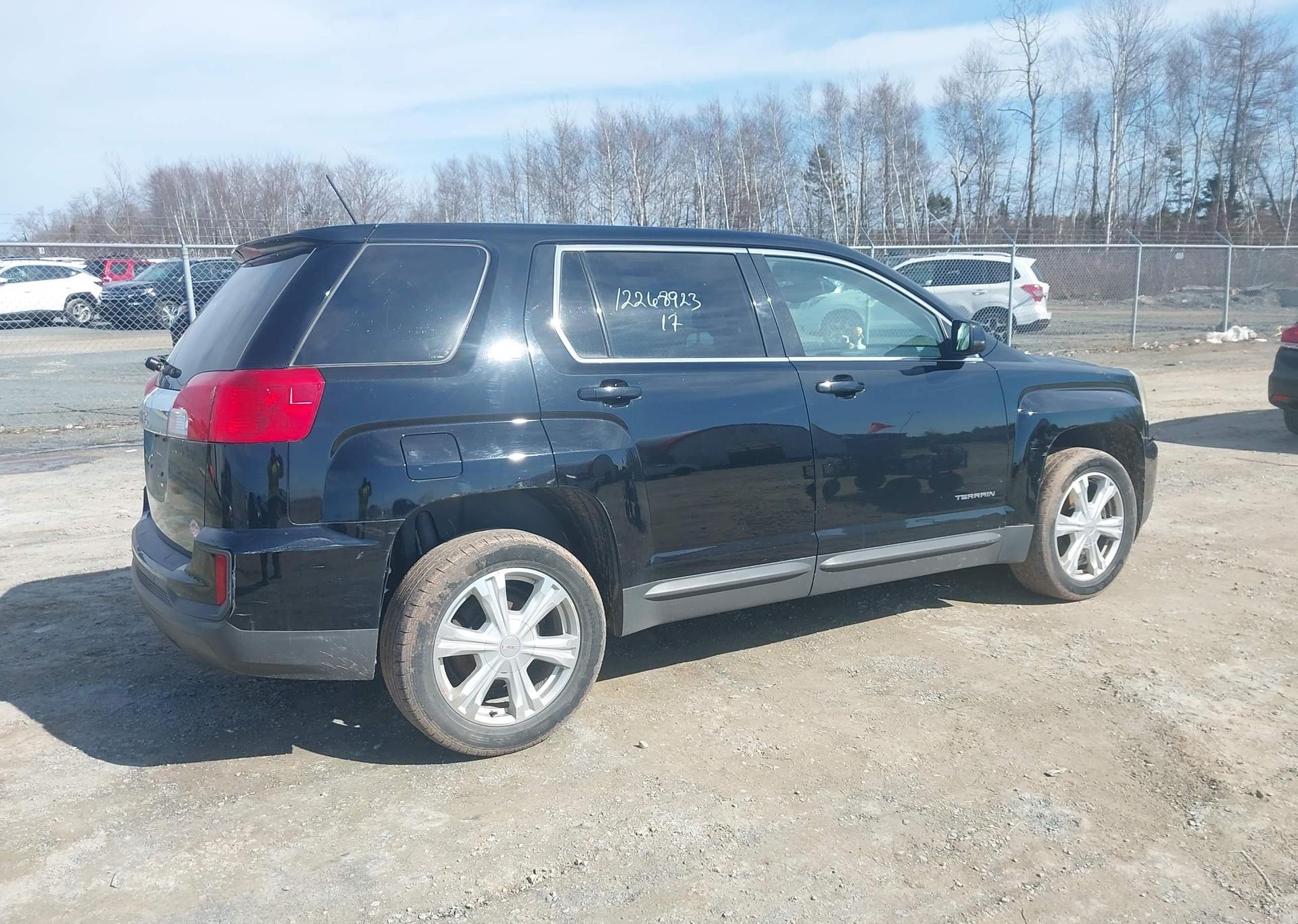 2017 GMC TERRAIN SLE-1