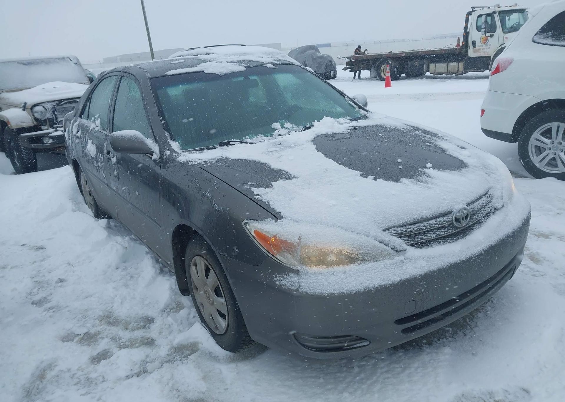 2002 TOYOTA CAMRY LE