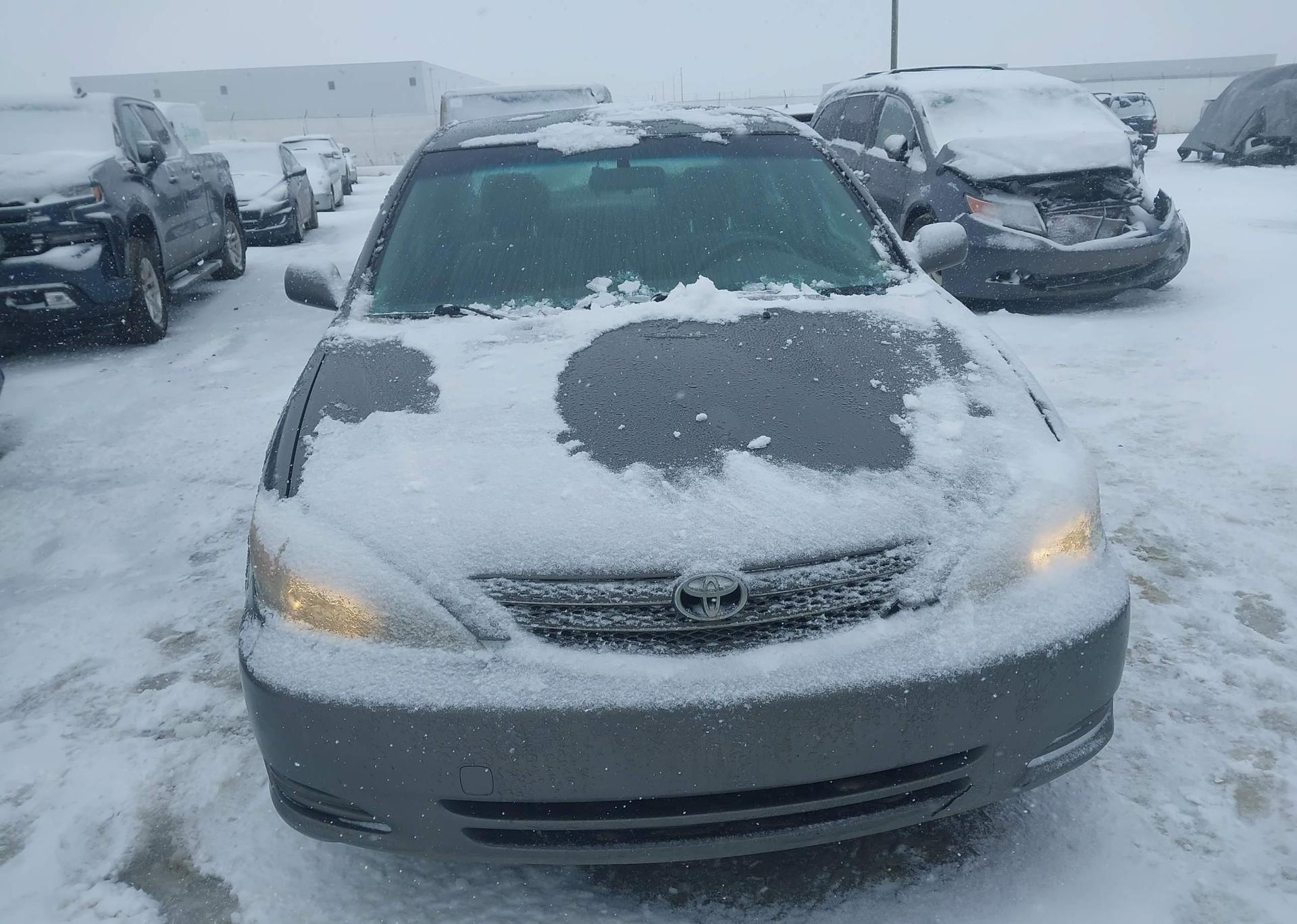 2002 TOYOTA CAMRY LE