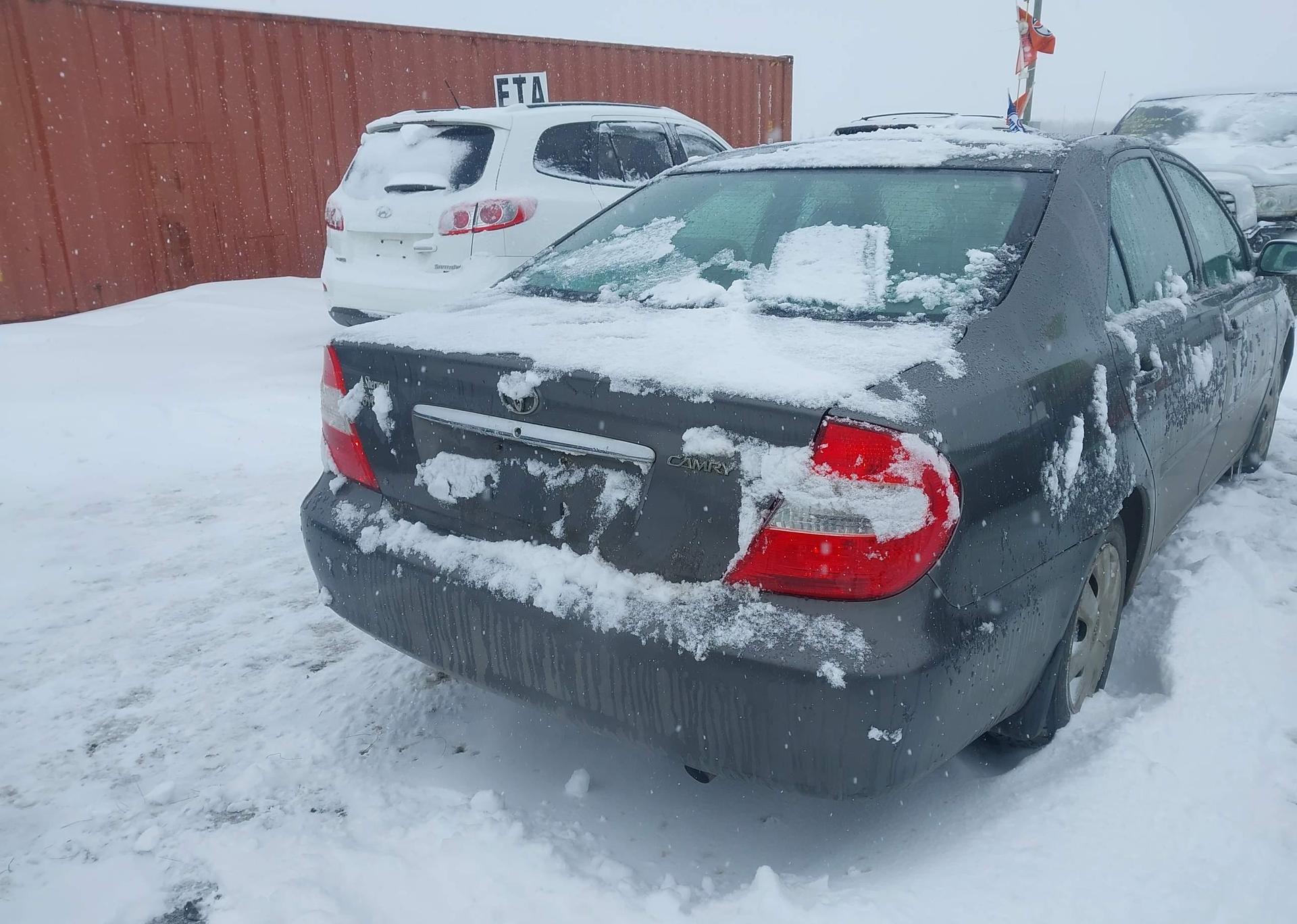 2002 TOYOTA CAMRY LE