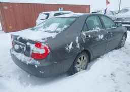 2002 TOYOTA CAMRY LE