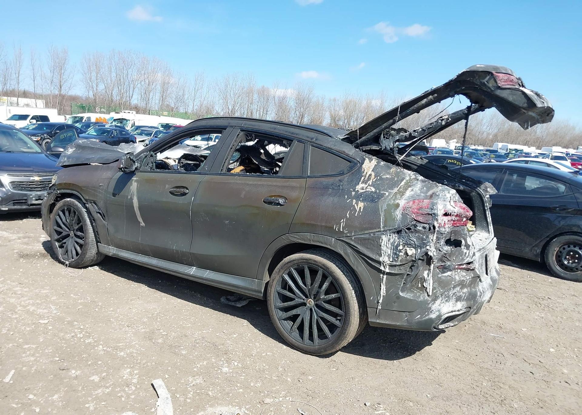 2022 BMW X6 M50I