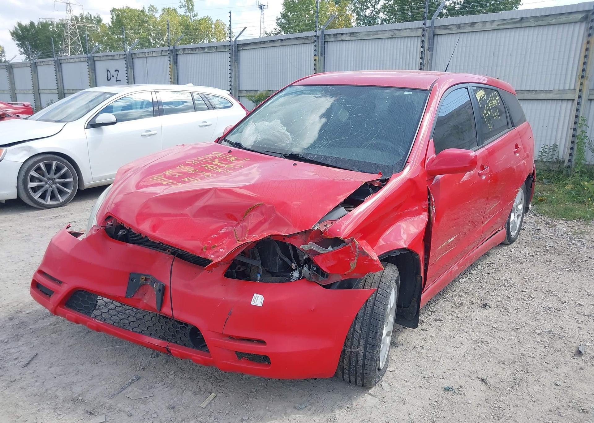 2004 TOYOTA Matrix XR