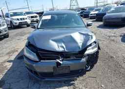 2012 VOLKSWAGEN JETTA