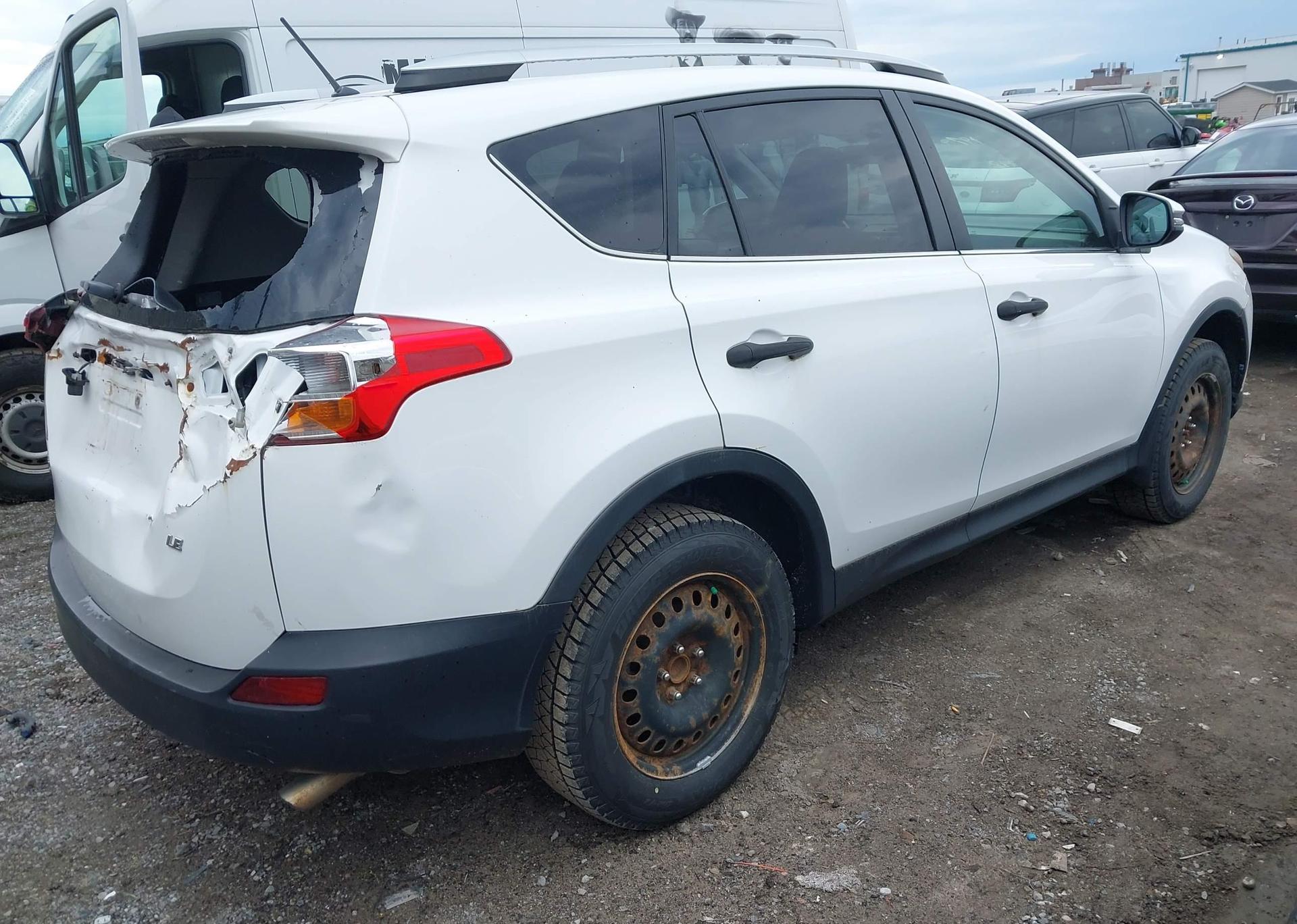 2013 TOYOTA RAV4 LE