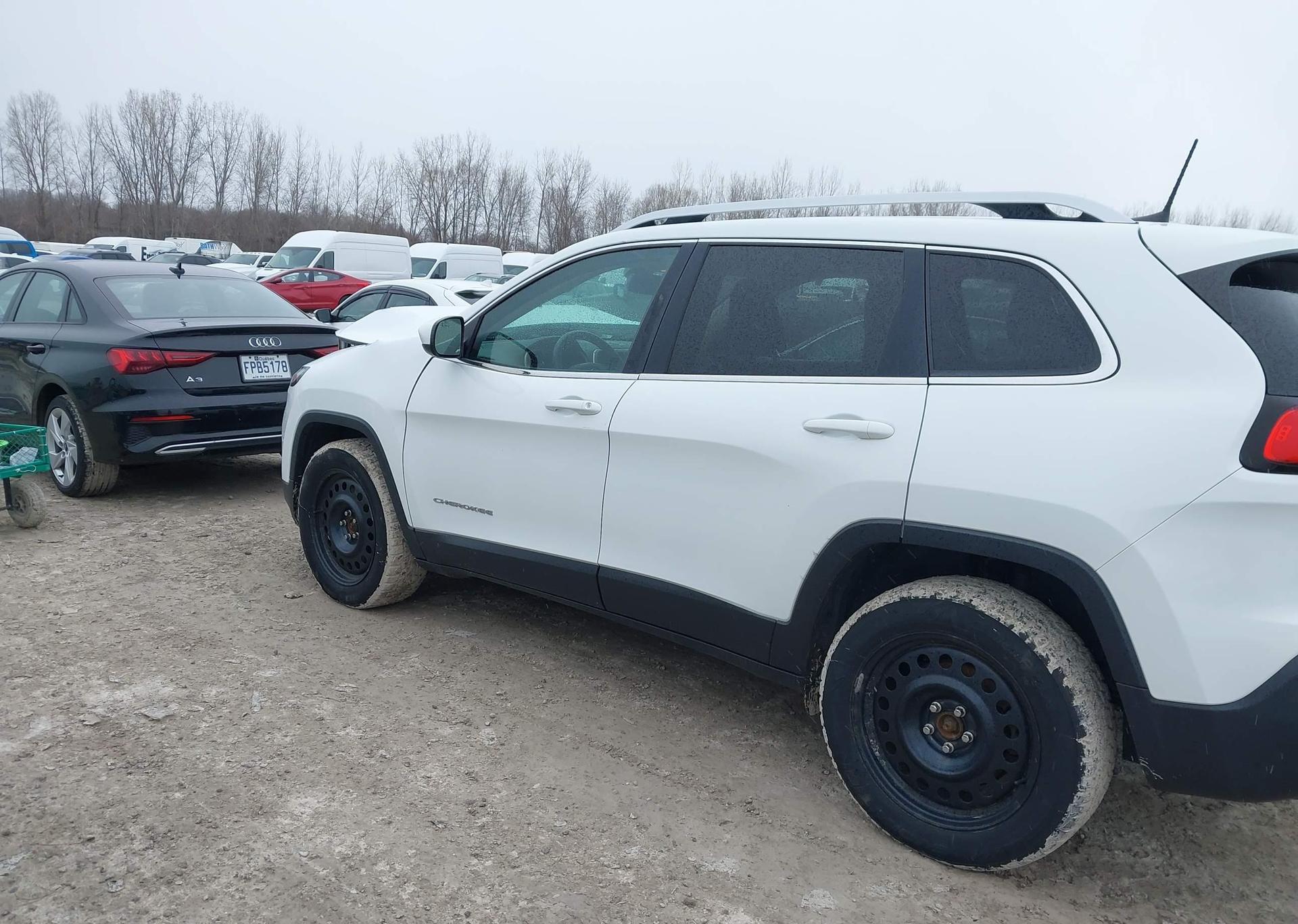 2017 JEEP CHEROKEE LATITUDE