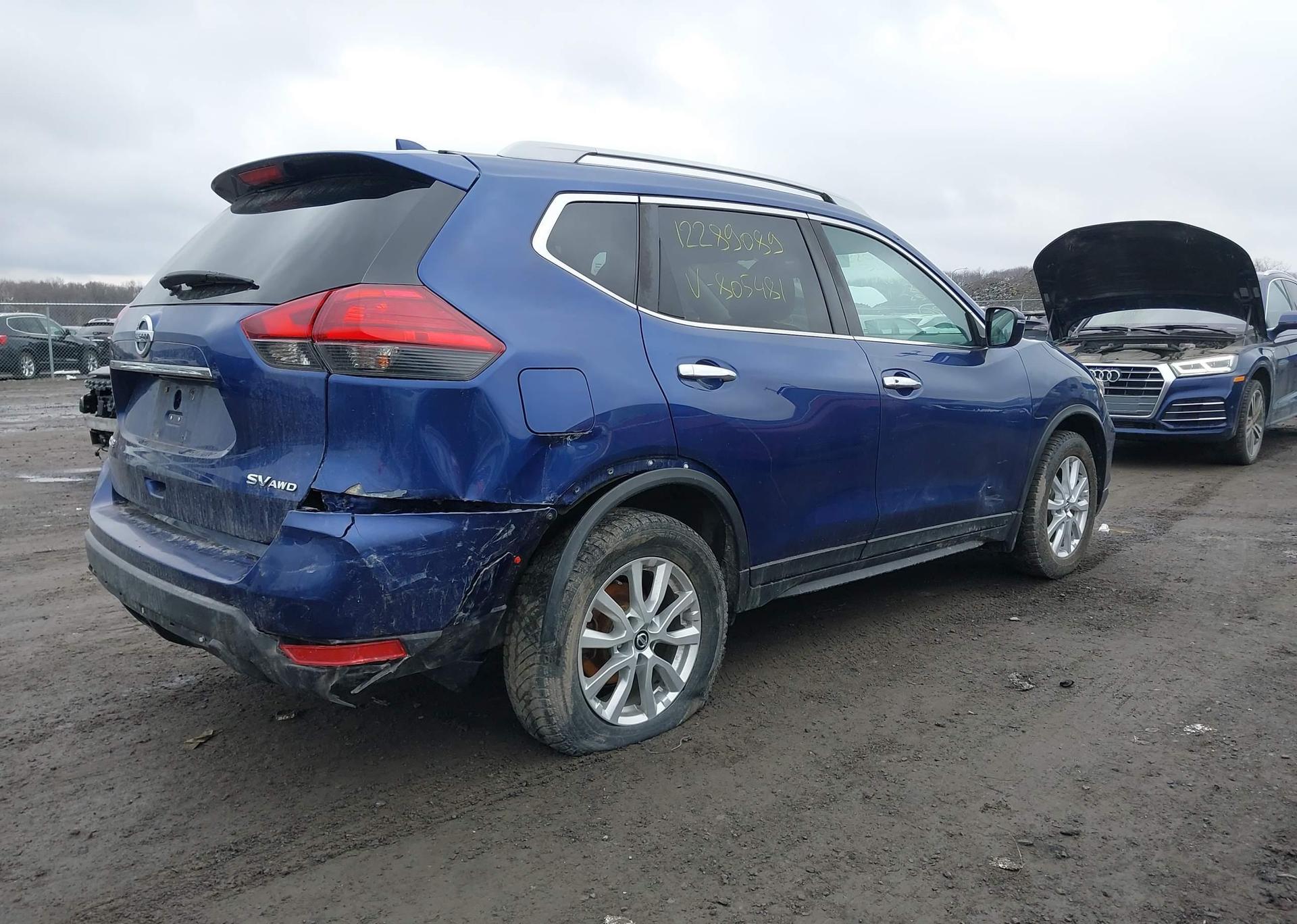 2017 NISSAN ROGUE