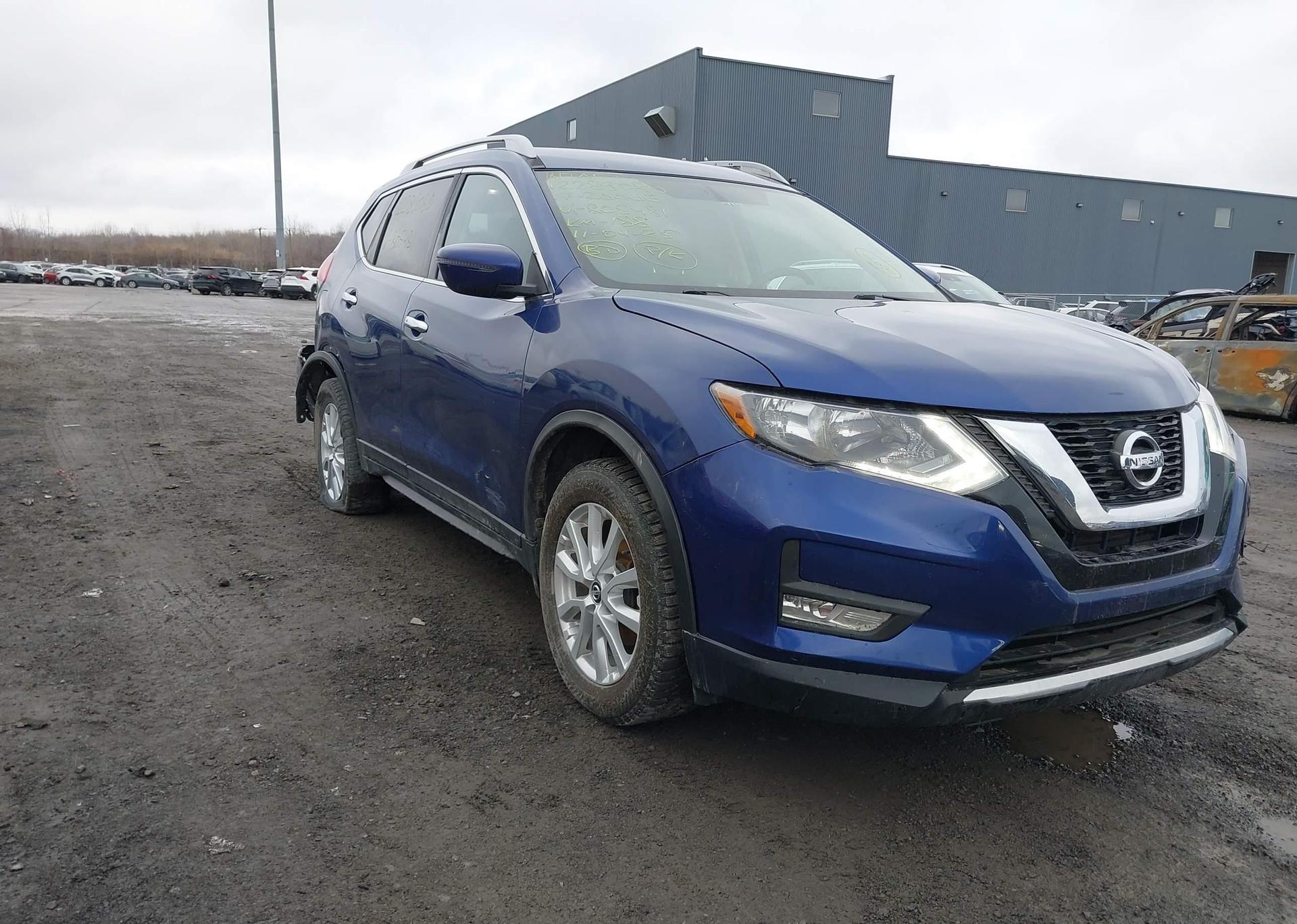 2017 NISSAN ROGUE