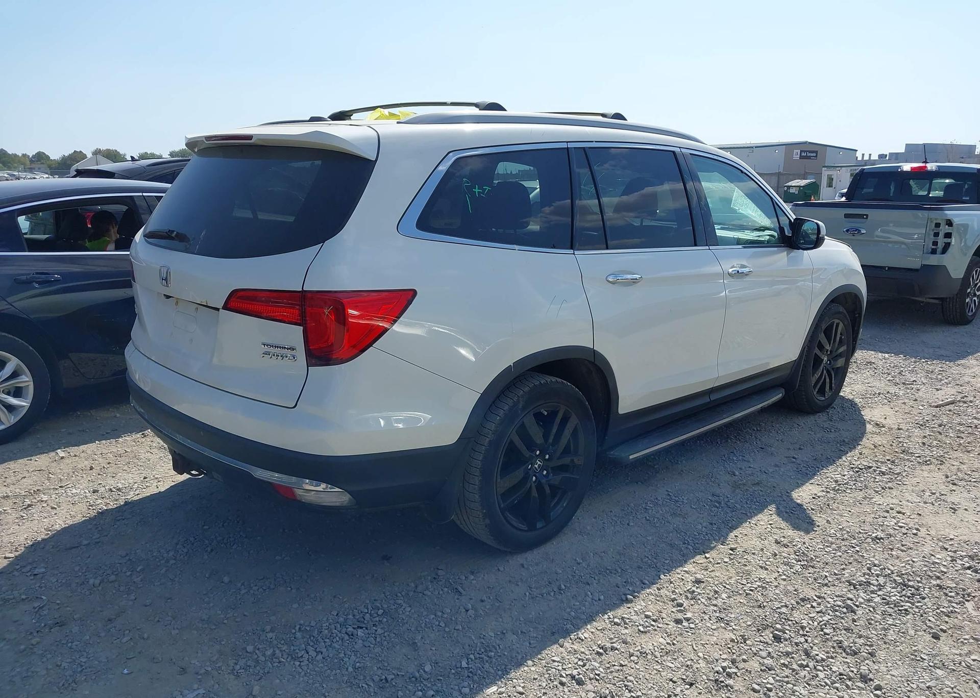 2016 HONDA PILOT