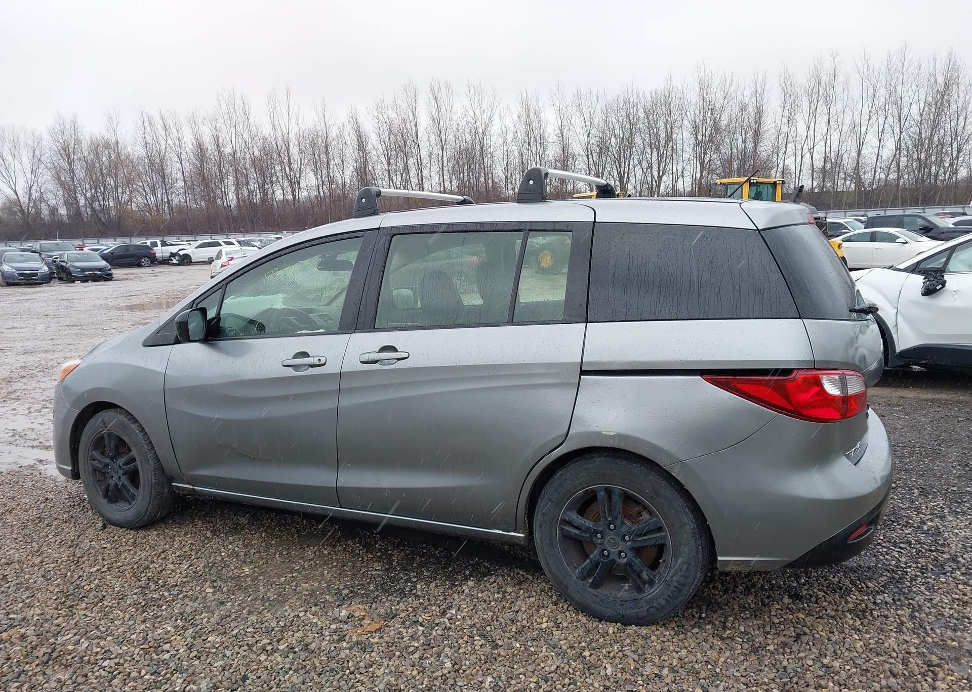 2014 MAZDA MAZDA5 GS