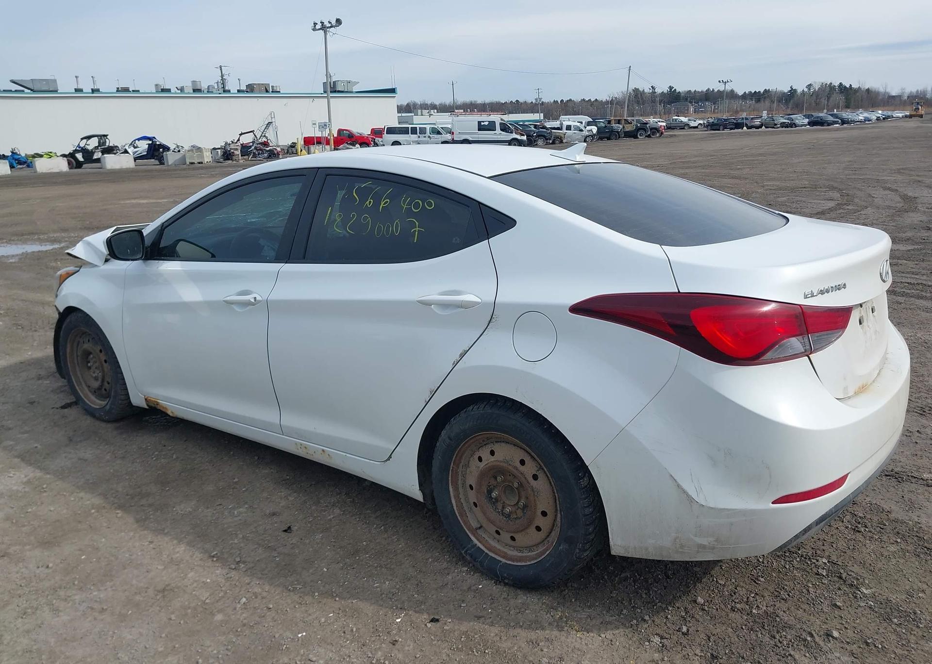 2015 HYUNDAI ELANTRA