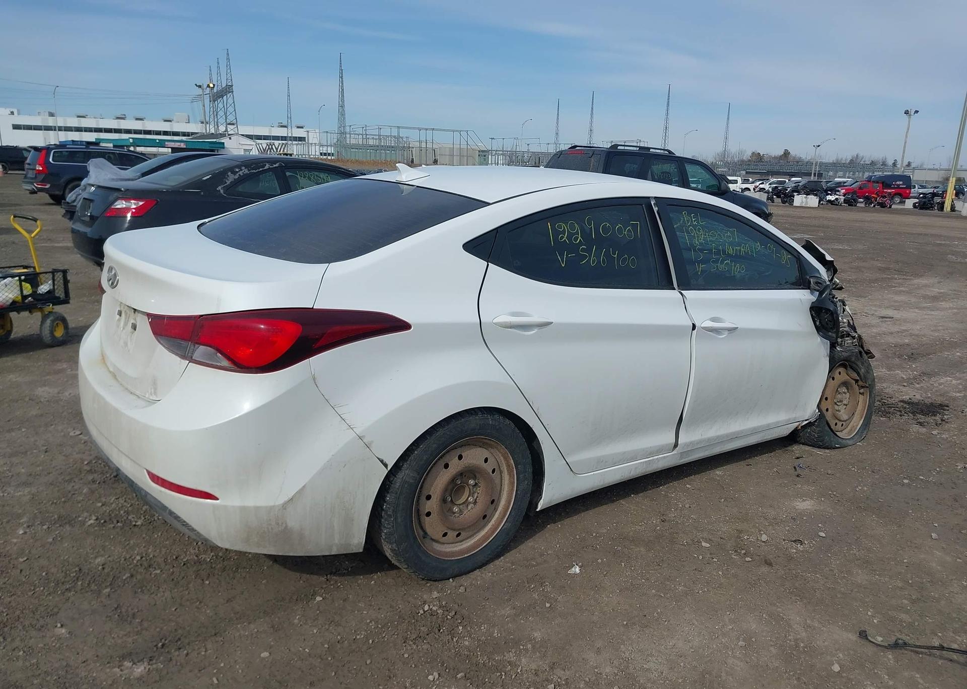 2015 HYUNDAI ELANTRA
