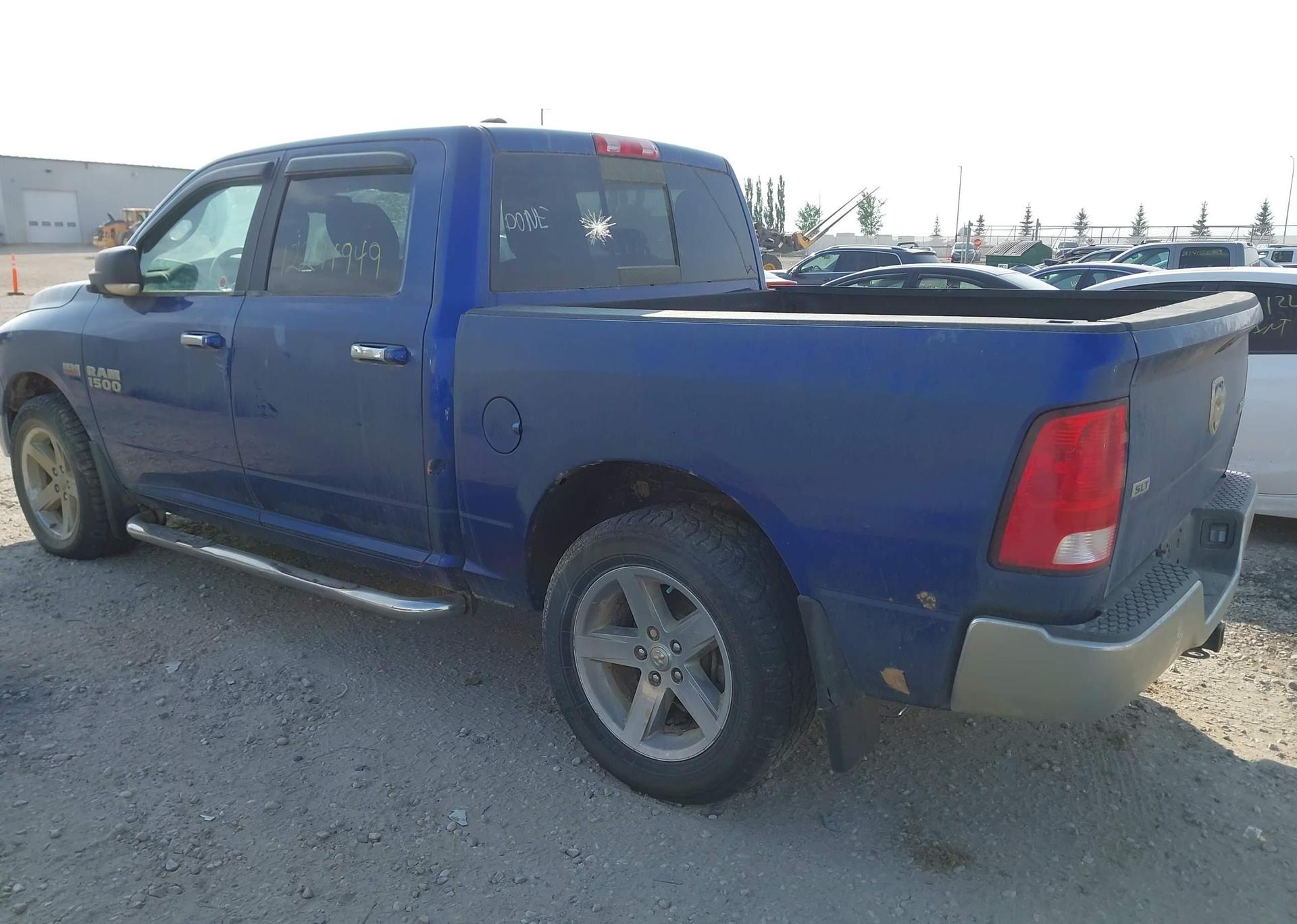 2017 RAM 1500 SLT