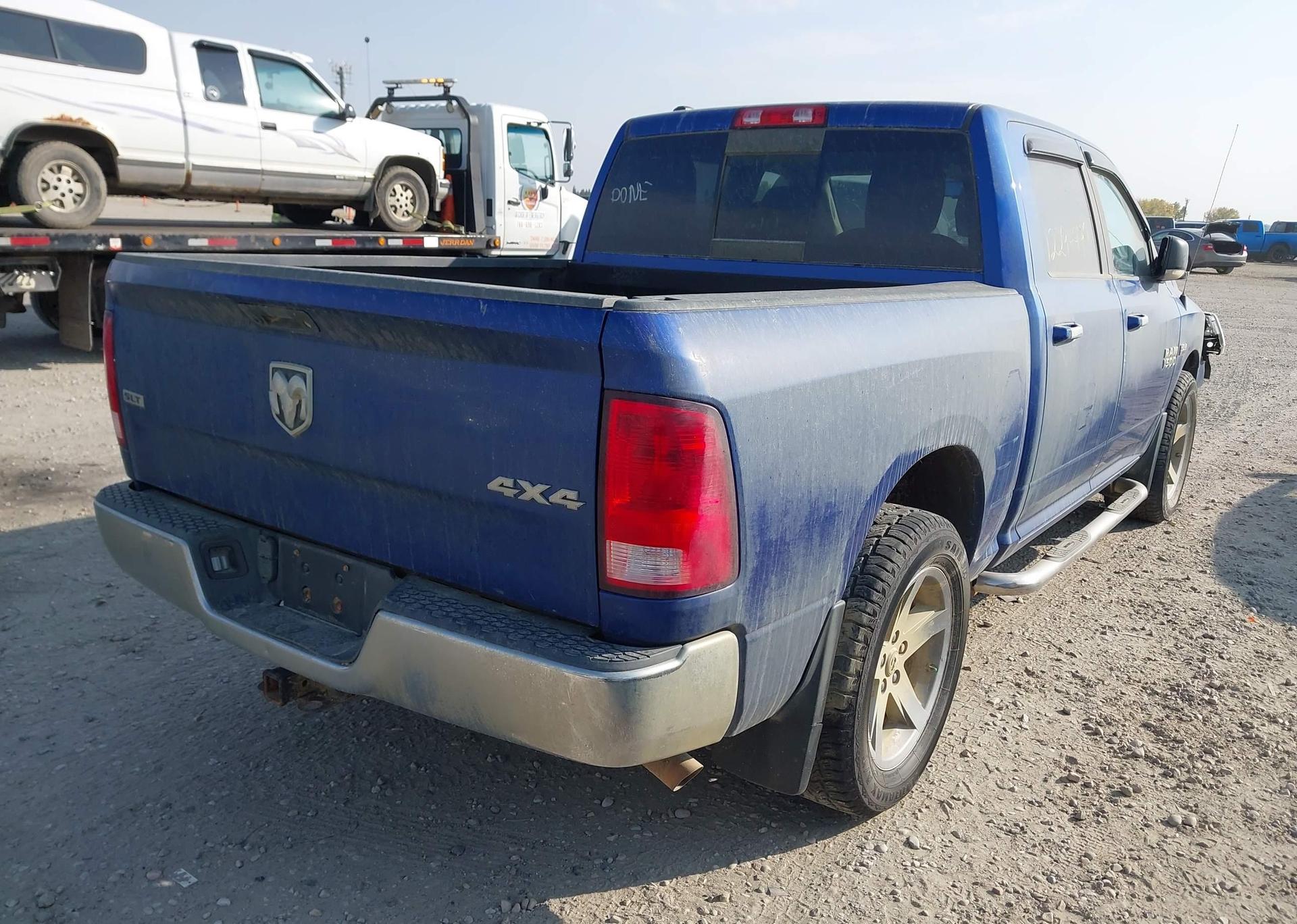 2017 RAM 1500 SLT