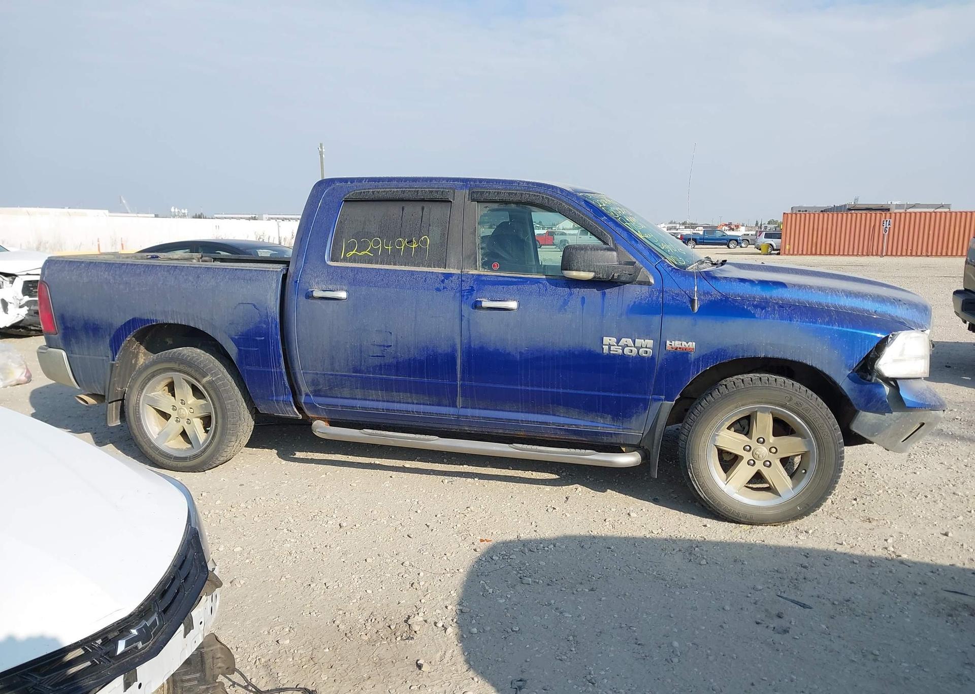 2017 RAM 1500 SLT