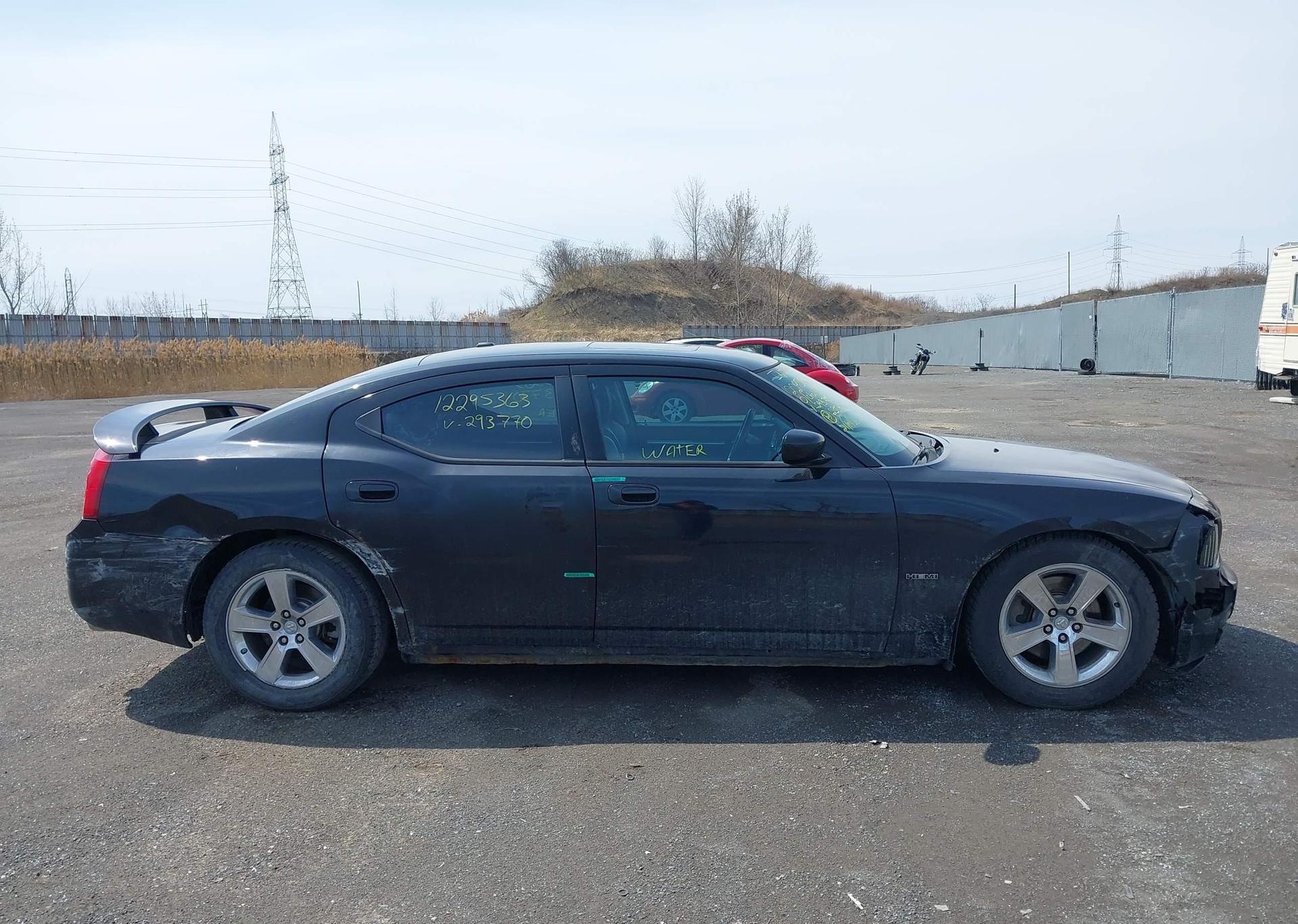 2010 DODGE CHARGER