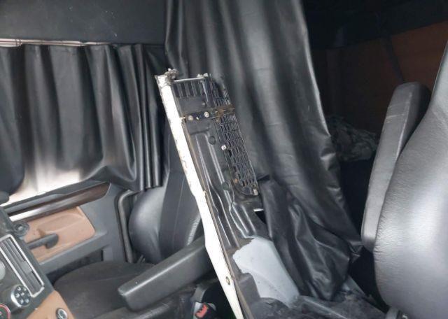 2020 FREIGHTLINER CASCADIA 126