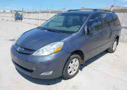 2006 TOYOTA SIENNA
