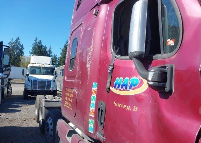 2011 FREIGHTLINER CASCADIA 125