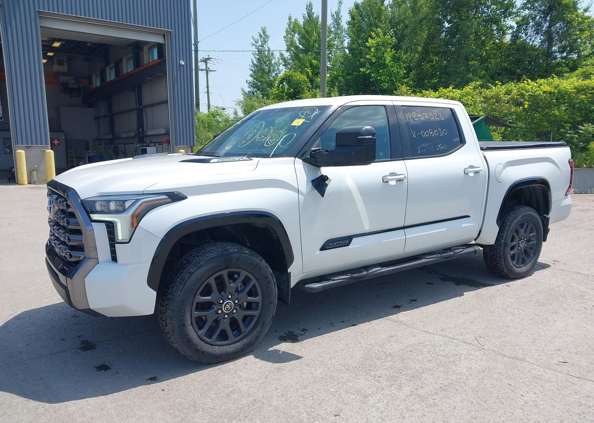 2022 TOYOTA TUNDRA HYBRID PLATINUM