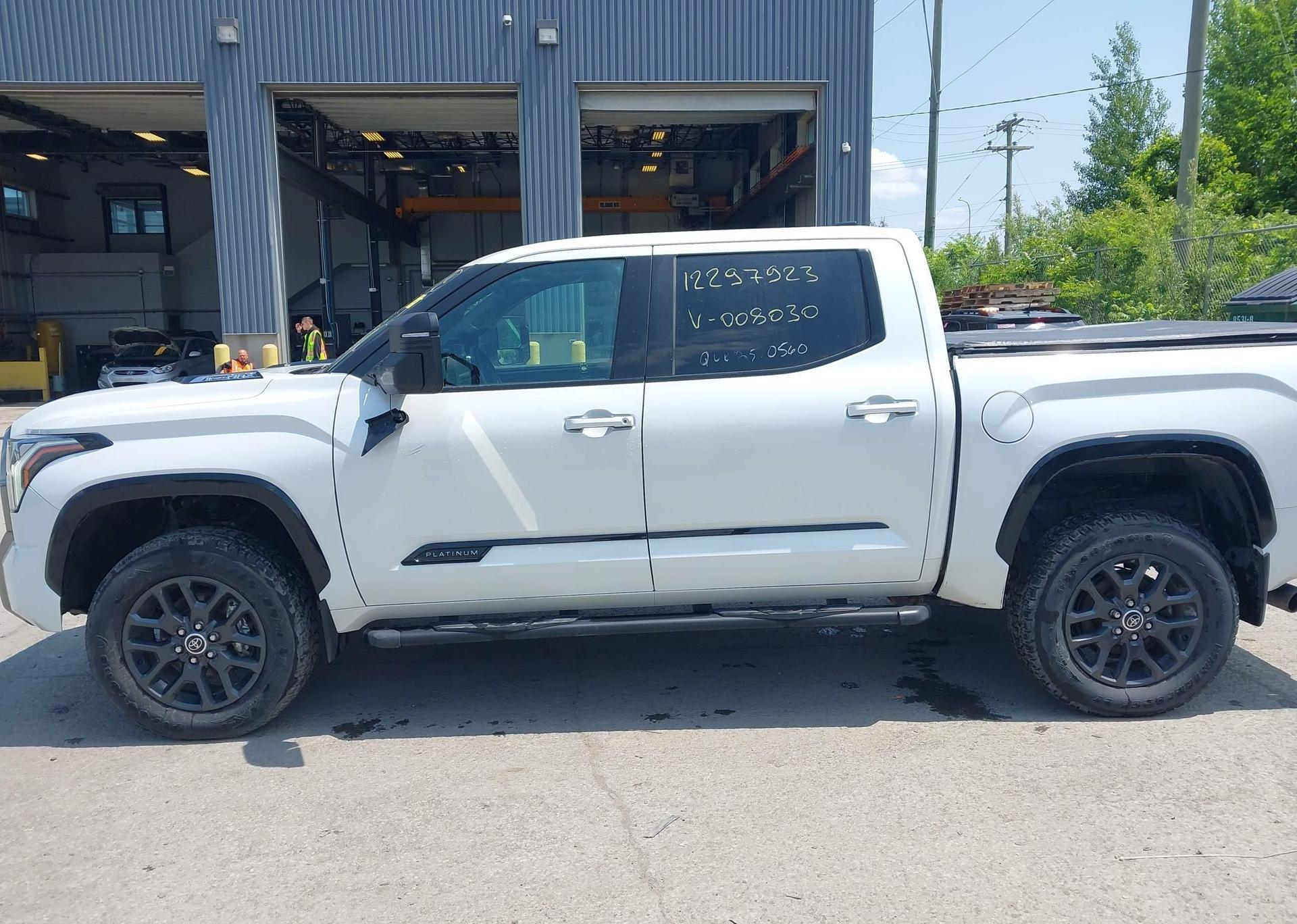 2022 TOYOTA TUNDRA HYBRID PLATINUM