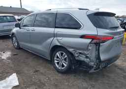 2024 TOYOTA SIENNA