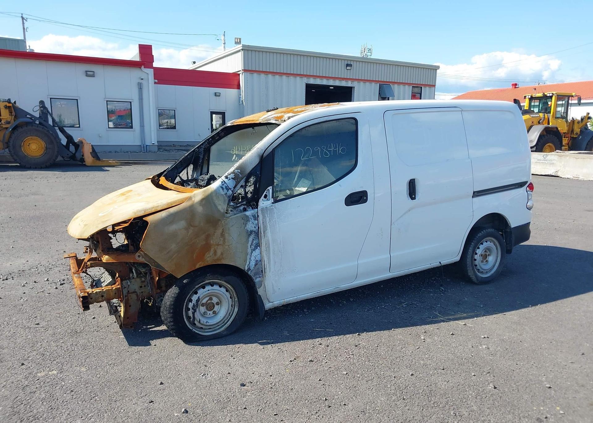 2020 NISSAN NV200