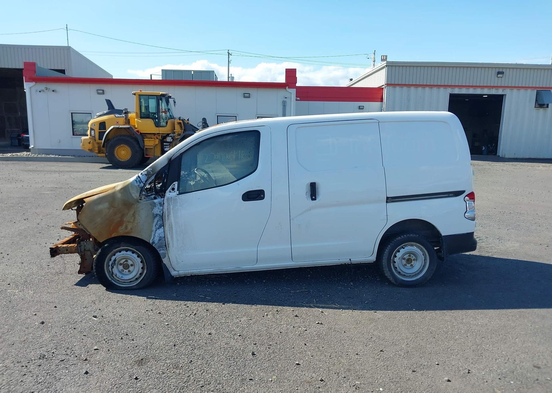 2020 NISSAN NV200