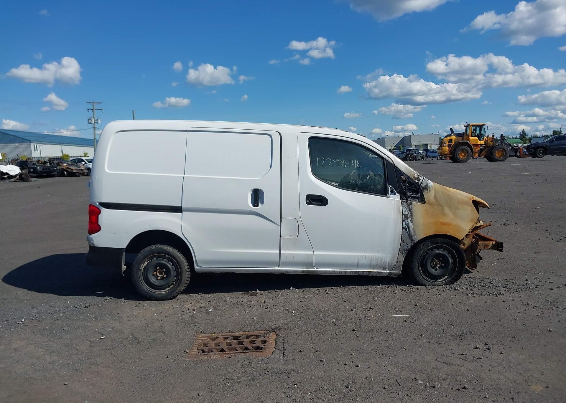 2020 NISSAN NV200