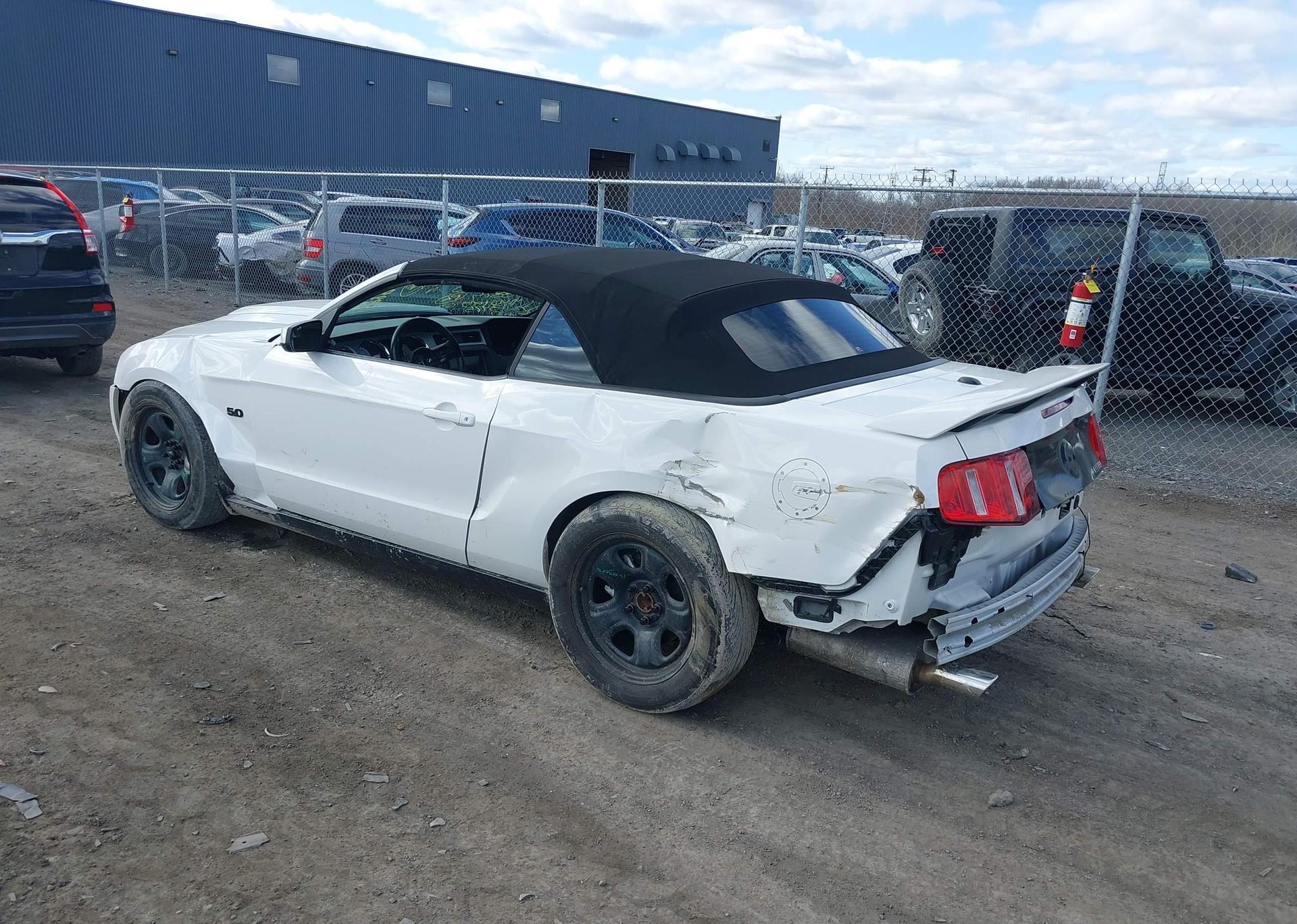 2011 FORD MUSTANG GT