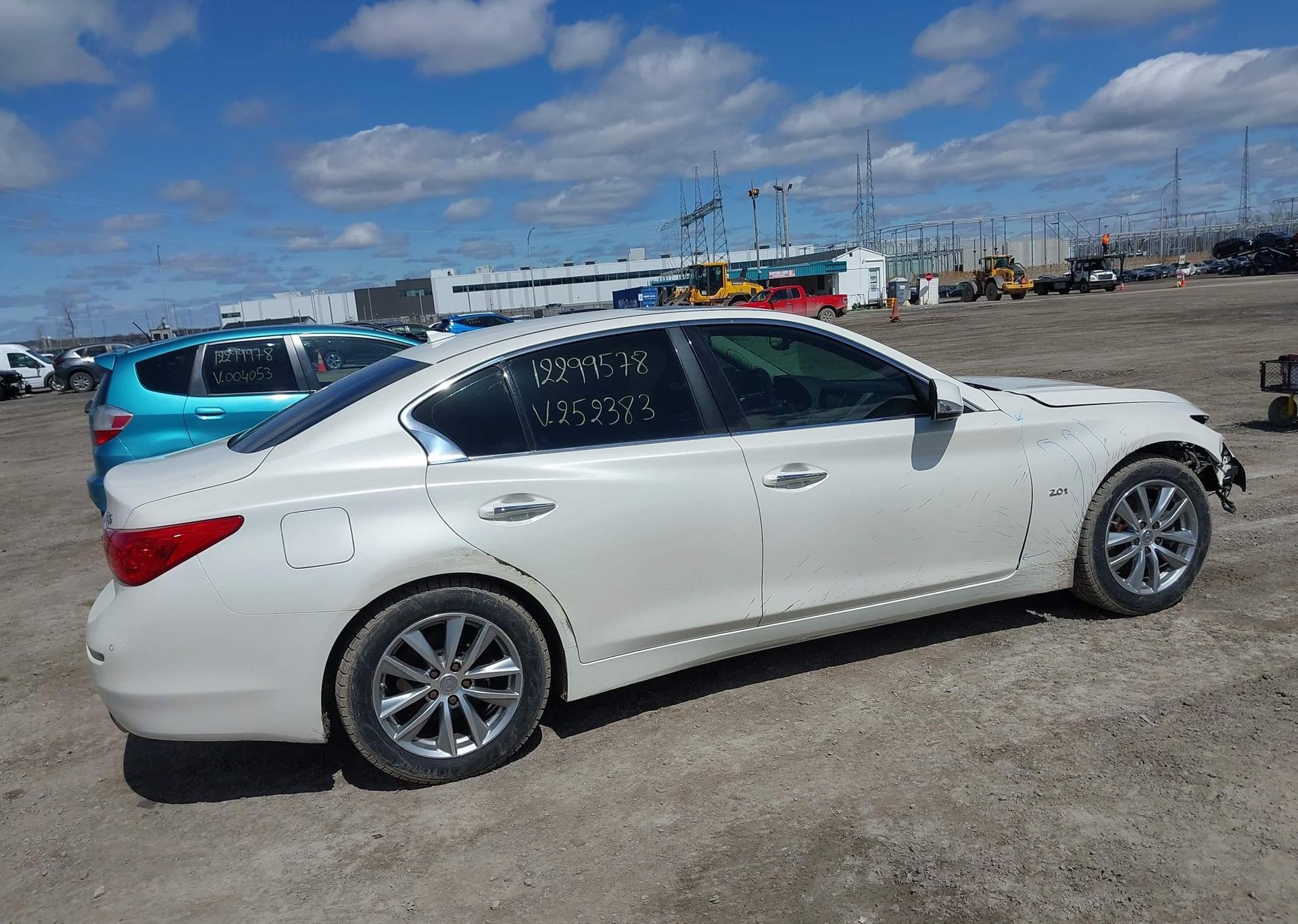 2016 INFINITI Q50