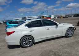 2016 INFINITI Q50
