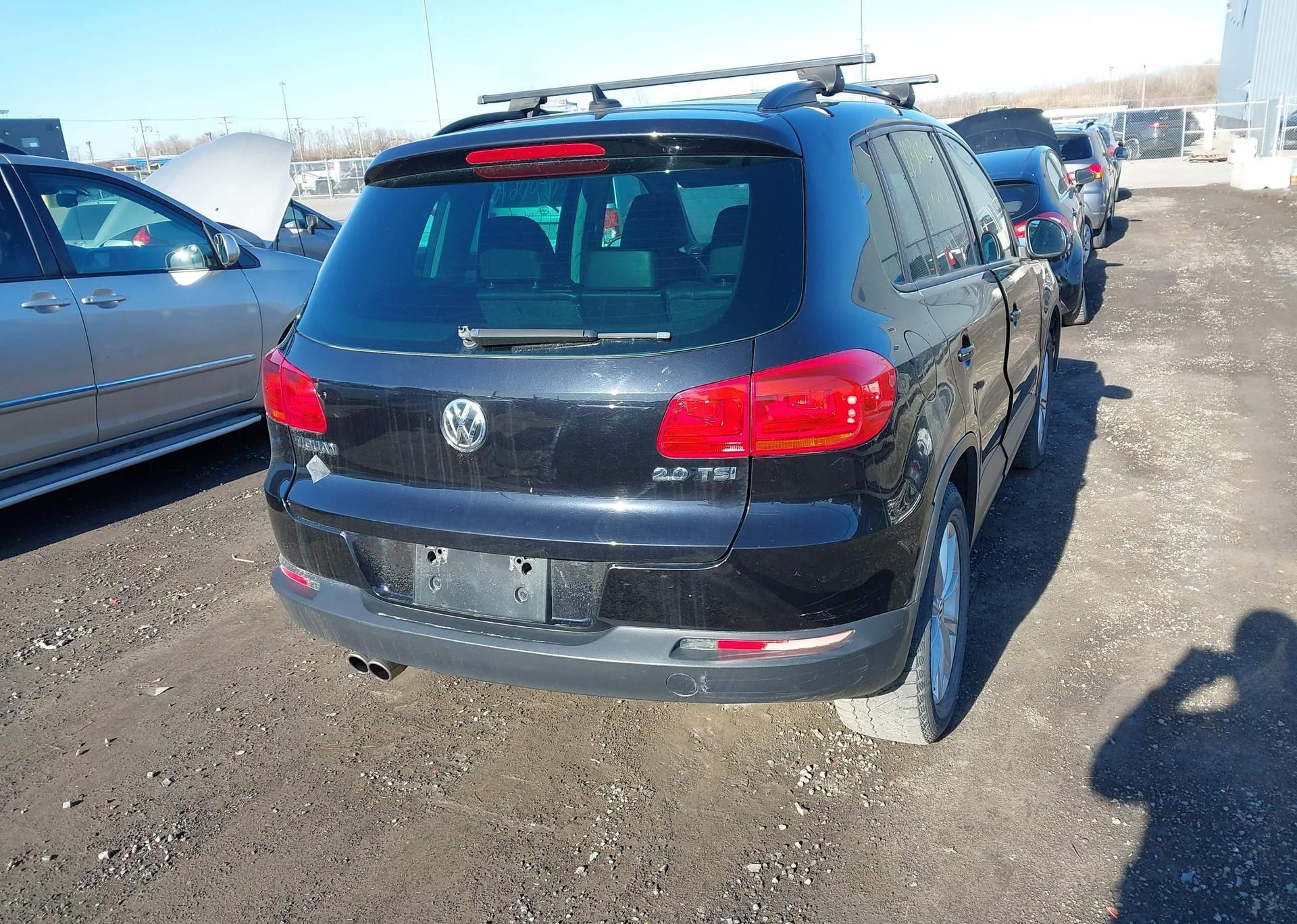 2012 VOLKSWAGEN TIGUAN
