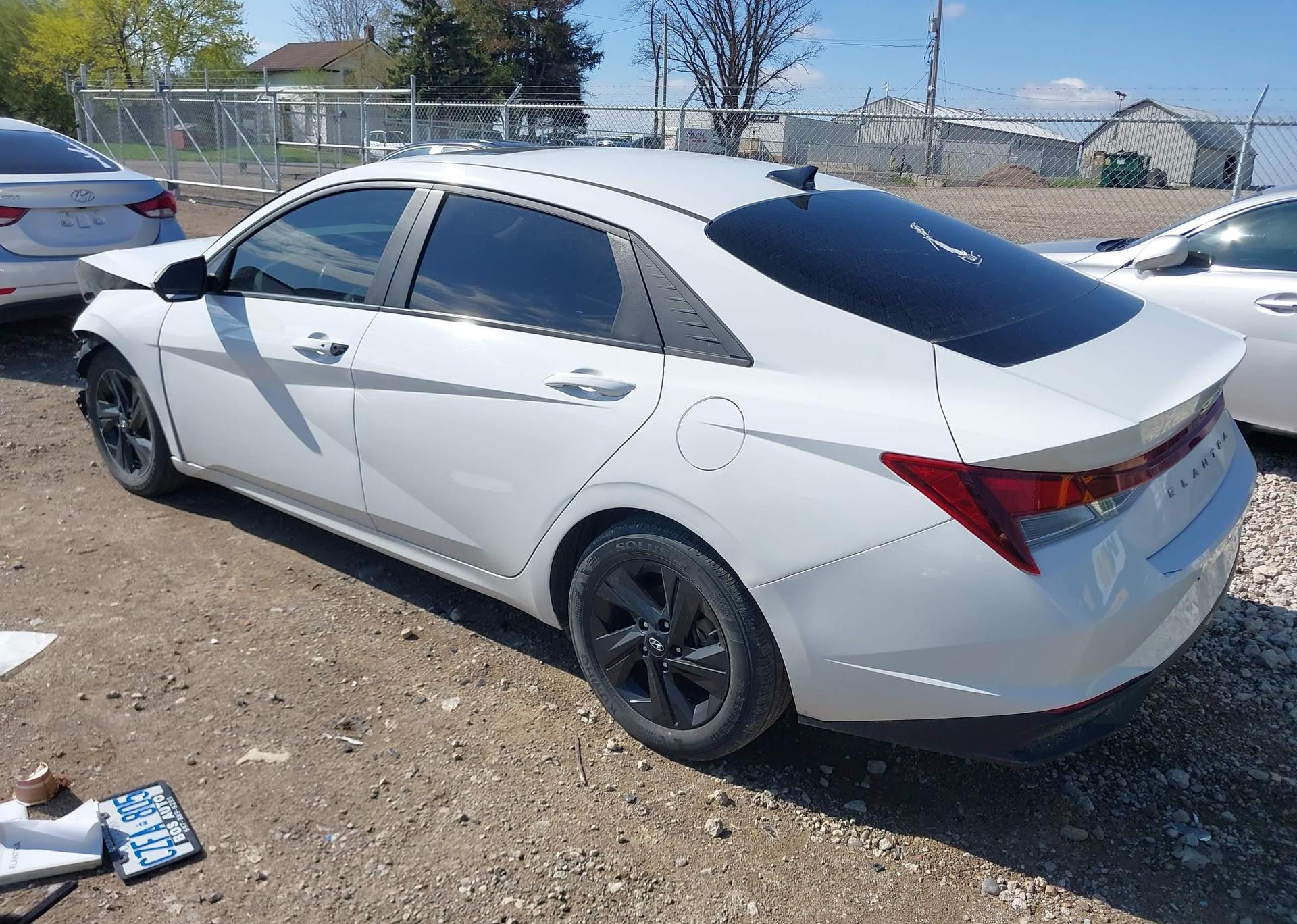 2022 HYUNDAI ELANTRA SEL