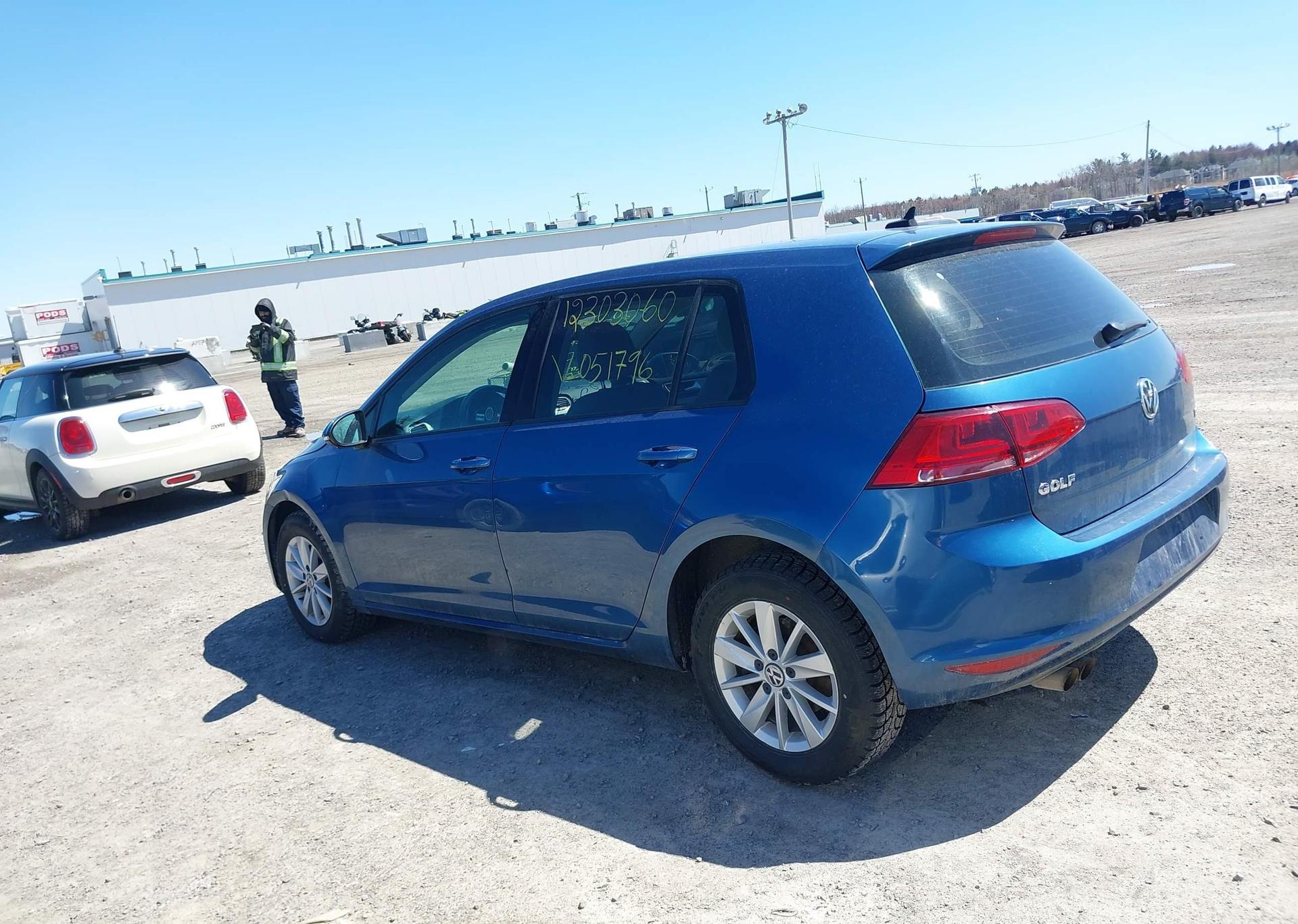 2015 VOLKSWAGEN GOLF