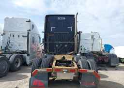 2013 FREIGHTLINER CASCADIA 125