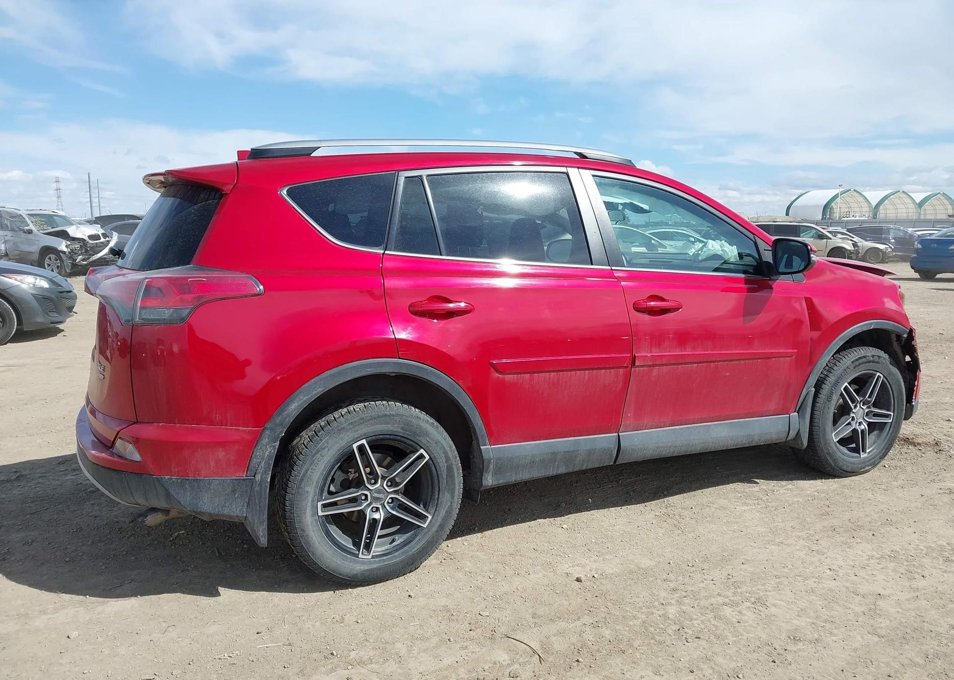 2017 TOYOTA RAV4 XLE