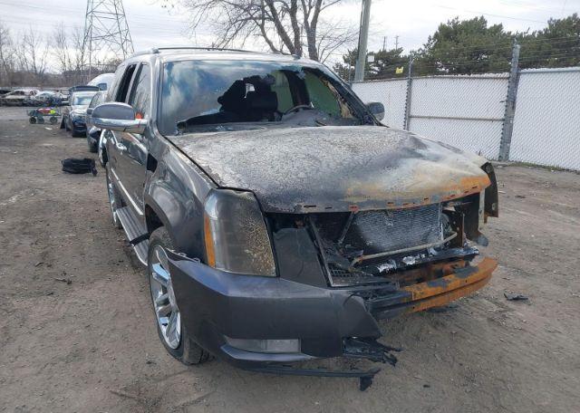 2011 CADILLAC ESCALADE