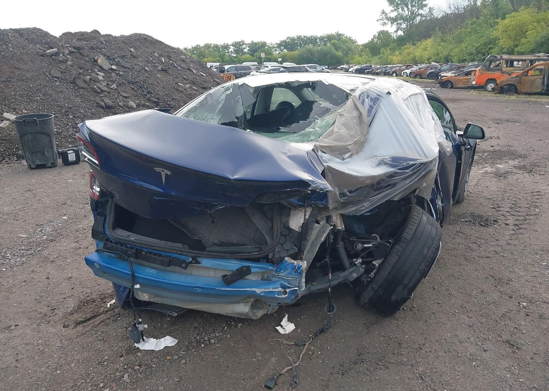 2023 TESLA MODEL 3