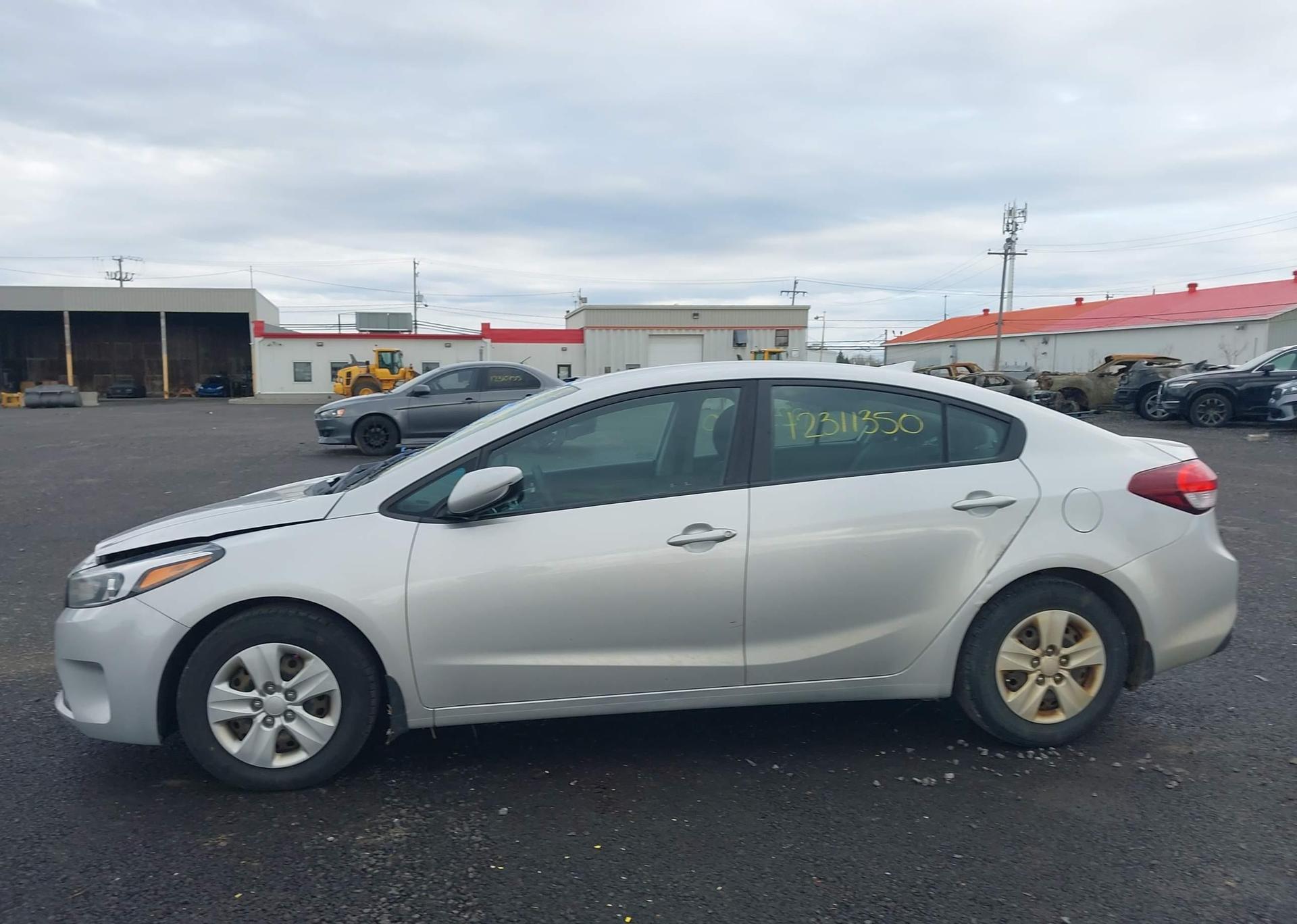 2017 KIA FORTE LX