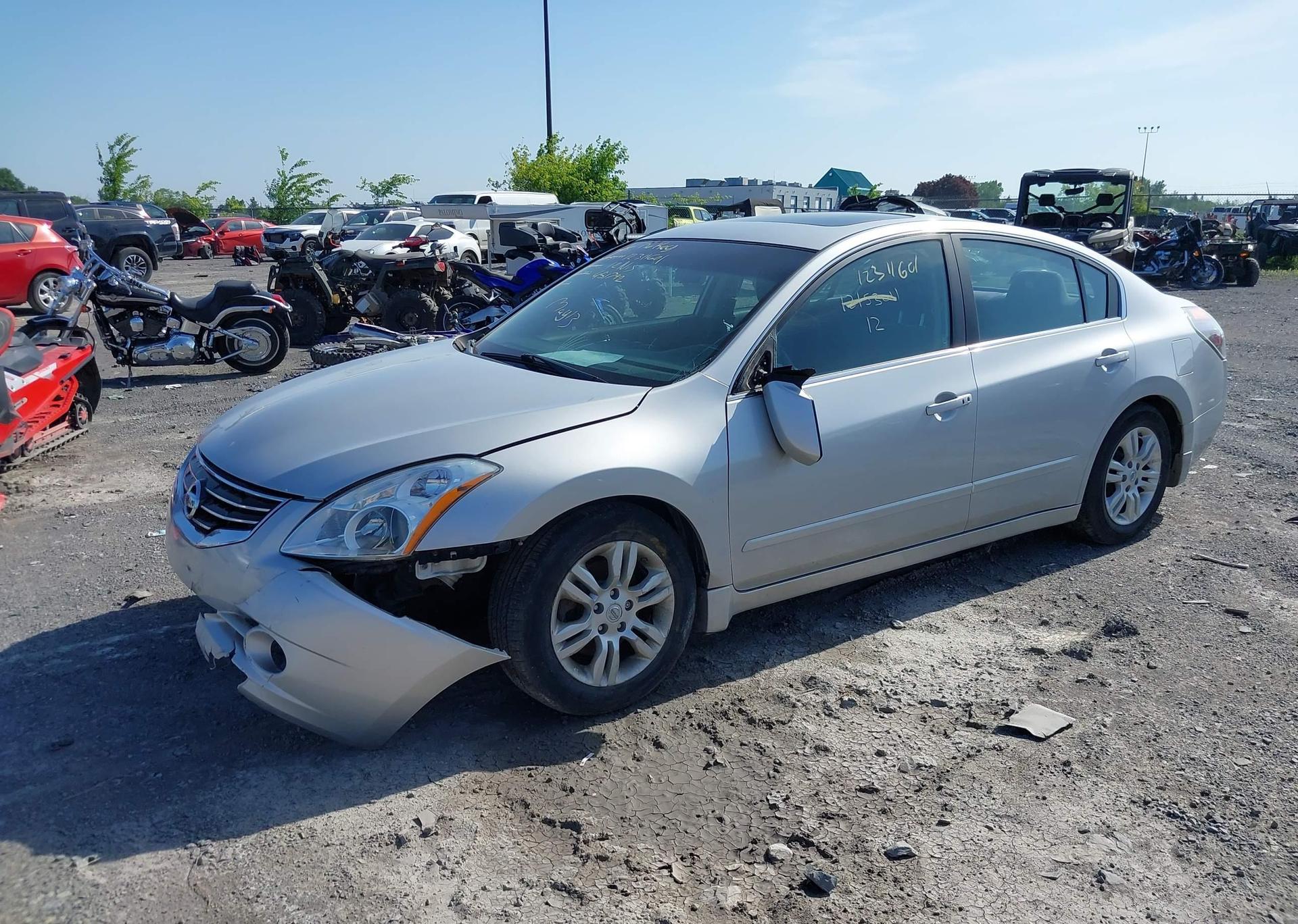 2012 NISSAN ALTIMA