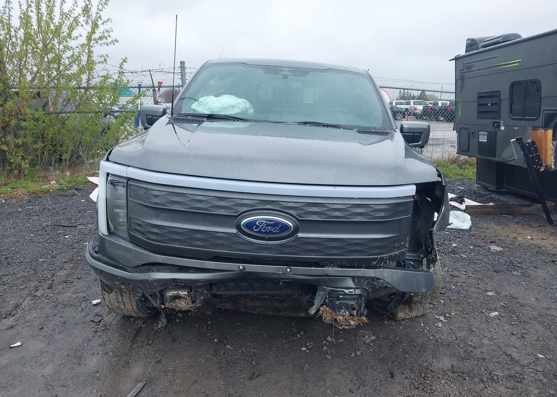 2023 FORD F-150 LIGHTNING LARIAT