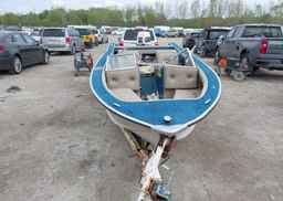 1985 SYLVAN SUNCHASER BOAT & TRAILER