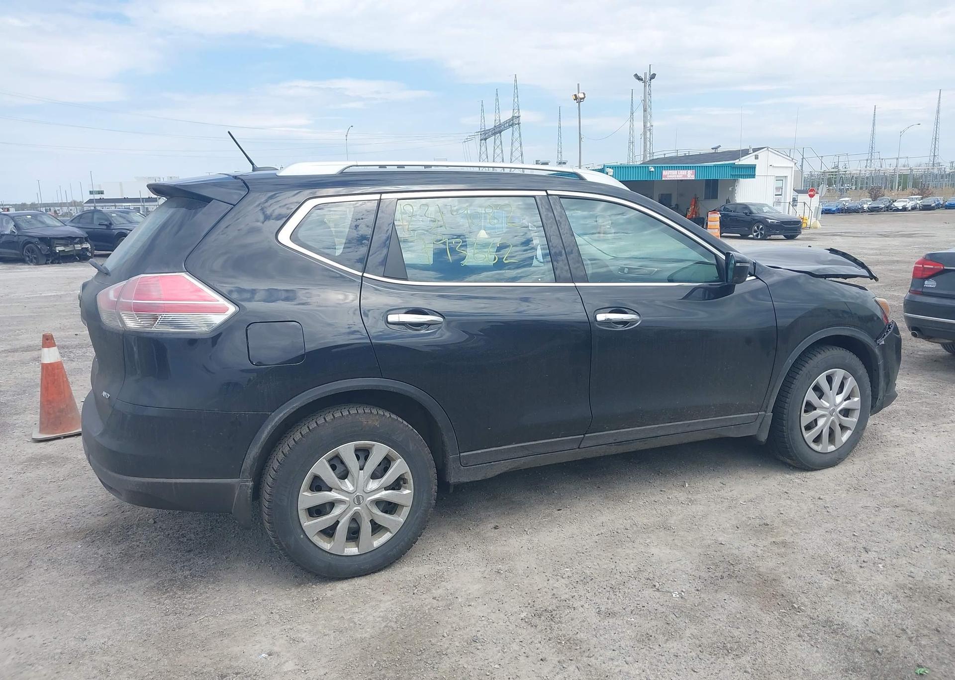 2016 NISSAN ROGUE