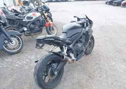 2023 HONDA CBR650 RA