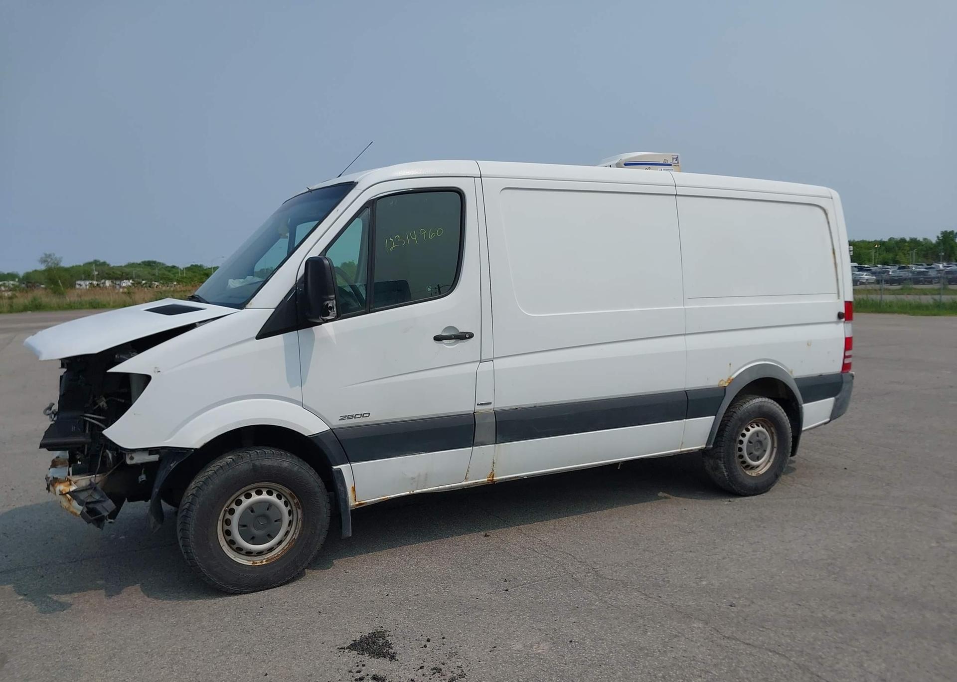 2015 MERCEDES-BENZ SPRINTER 2500