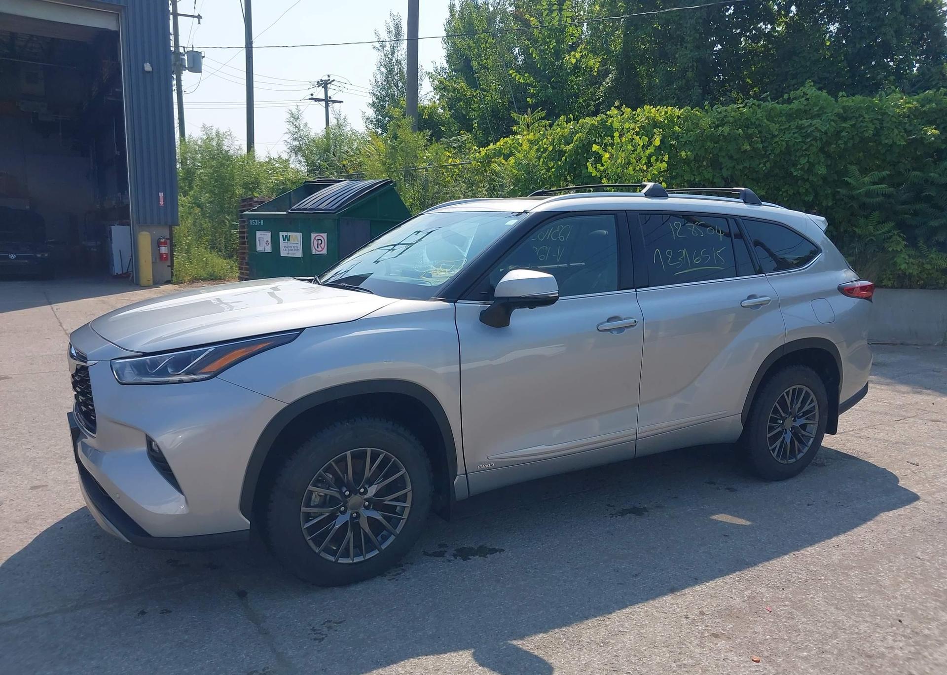 2023 TOYOTA HIGHLANDER