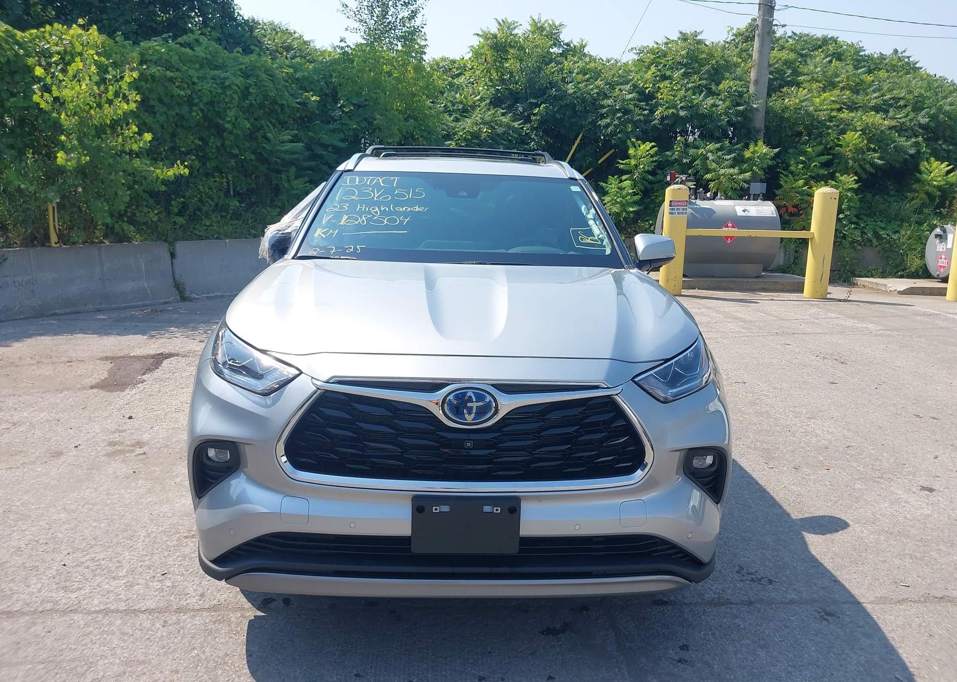 2023 TOYOTA HIGHLANDER