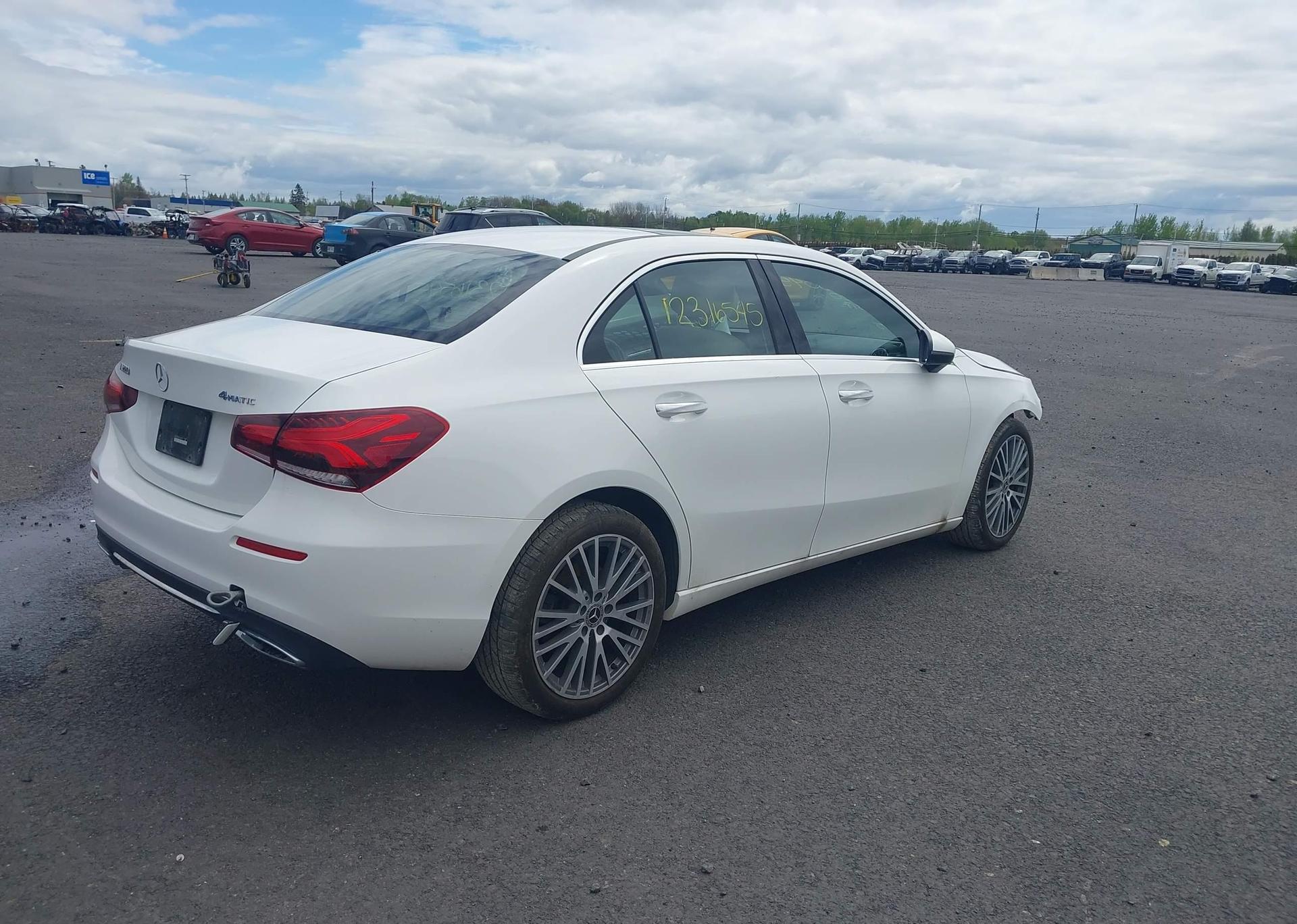2022 MERCEDES-BENZ A 220 4MATIC